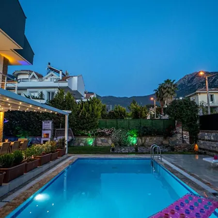 Oludeniz 3 Bedroom - 8904 Willa Fethiye