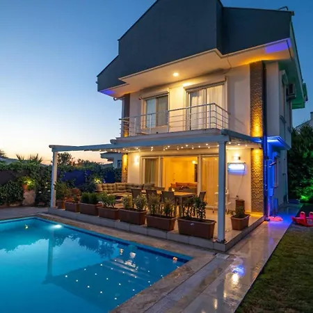 Oludeniz 3 Bedroom - 8904 *