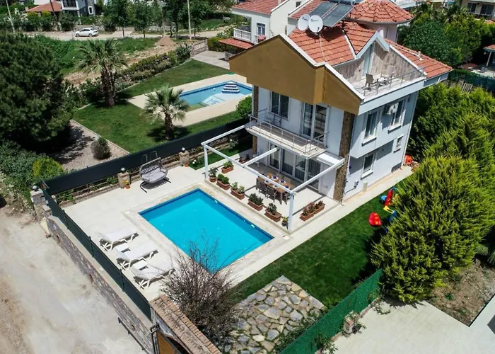 Willa Oludeniz 3 Bedroom - 8904 Fethiye