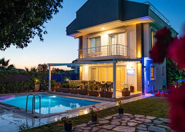 Oludeniz 3 Bedroom - 8904 *